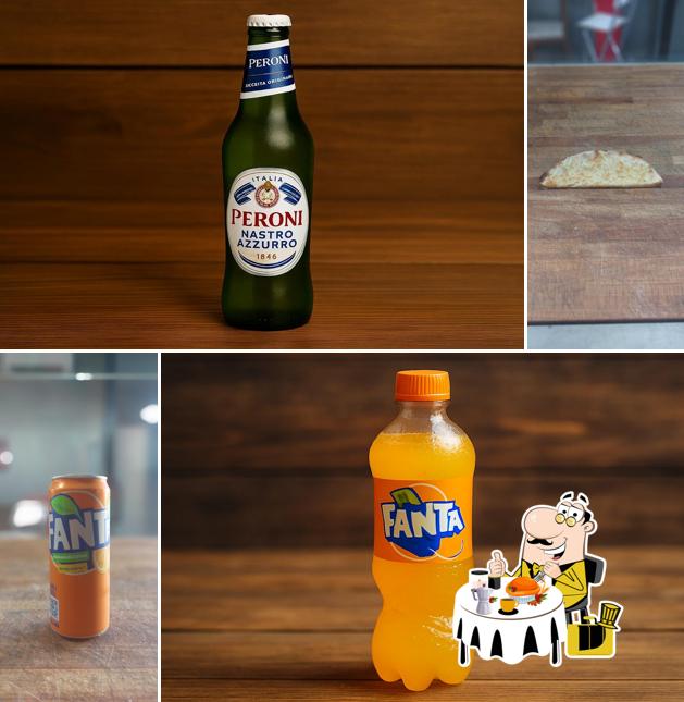 Platti al Pizzeria Anas