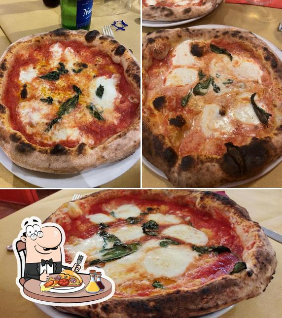 A O' Cor 'e Napule, puoi prenderti una bella pizza