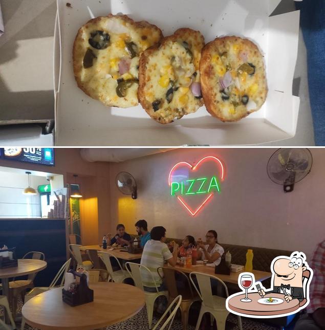 Food at La Pino'z Pizza Shela