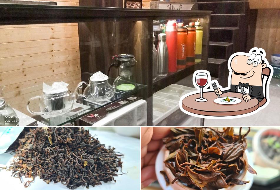 Meals at Darjeeling Tea Lovers (Pahari Chai)