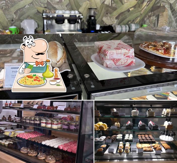 Food at Rhukra Cake House - Cafe