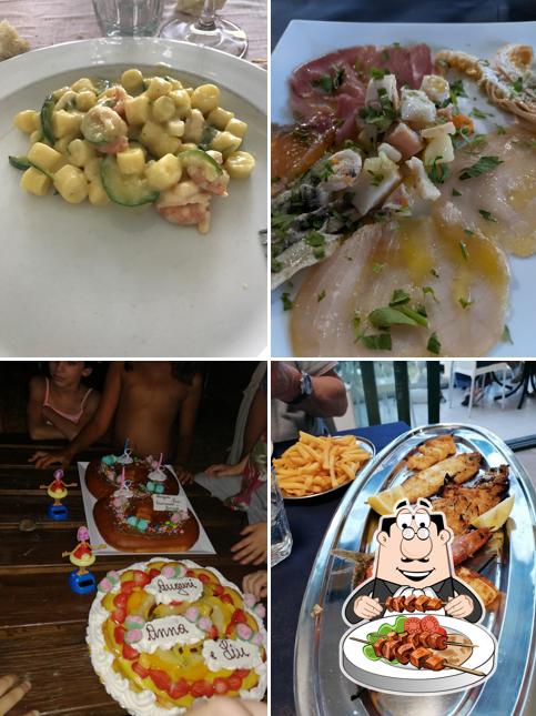 Platti al Ristorante La Contessa Specialita' Pesce Fresco Cocktail Bar Stabilimento Balneare Civitanova Marche