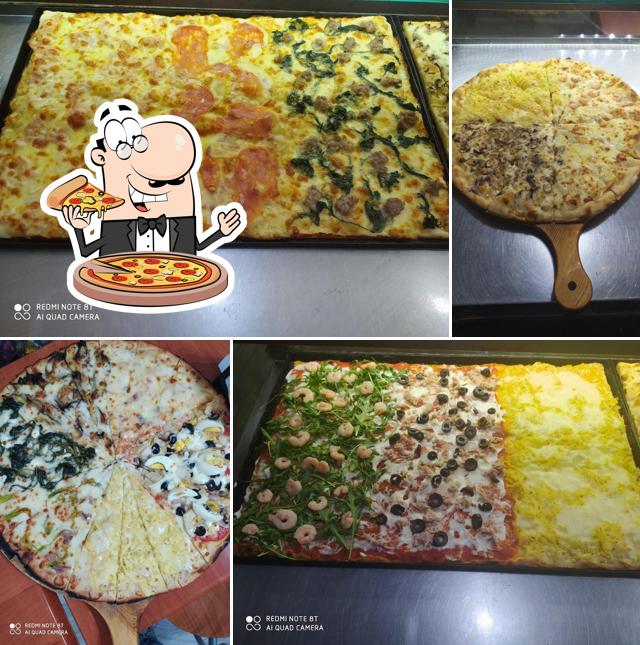A La piazzetta, puoi provare una bella pizza