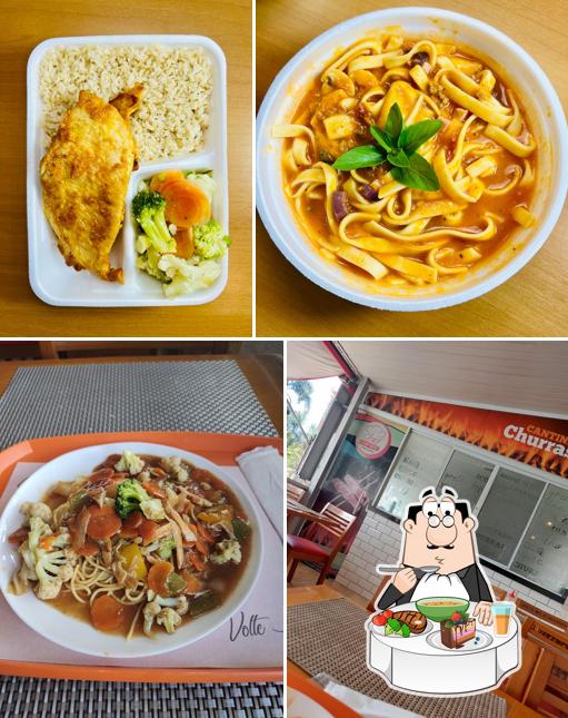 Sopa quente e azeda picante chinesa em Chef Caipira Marmitaria