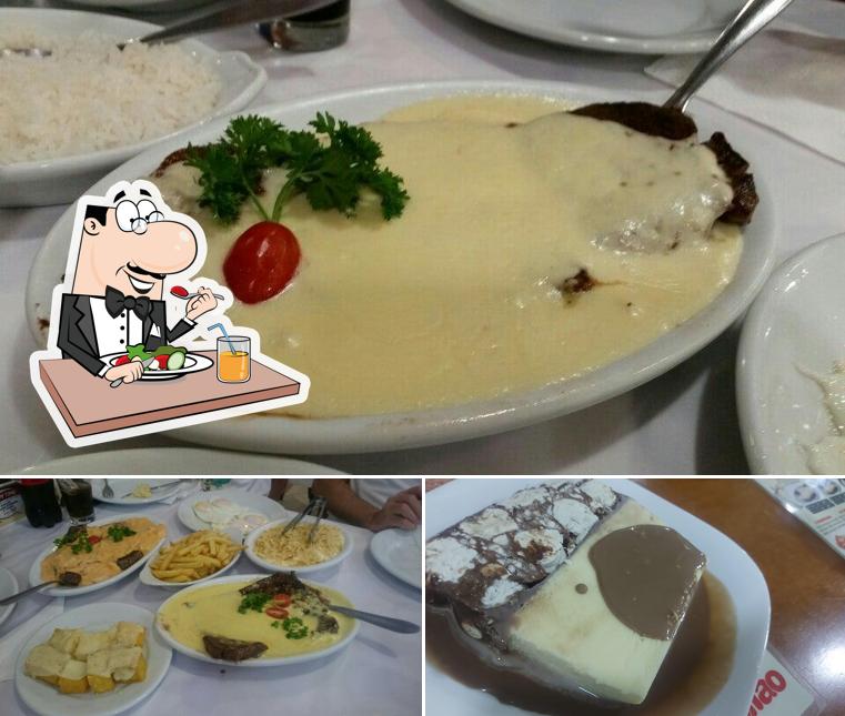 Comida em Restaurante O Bifão