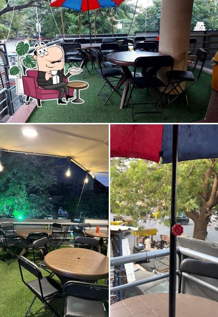 The interior of Burger Mania