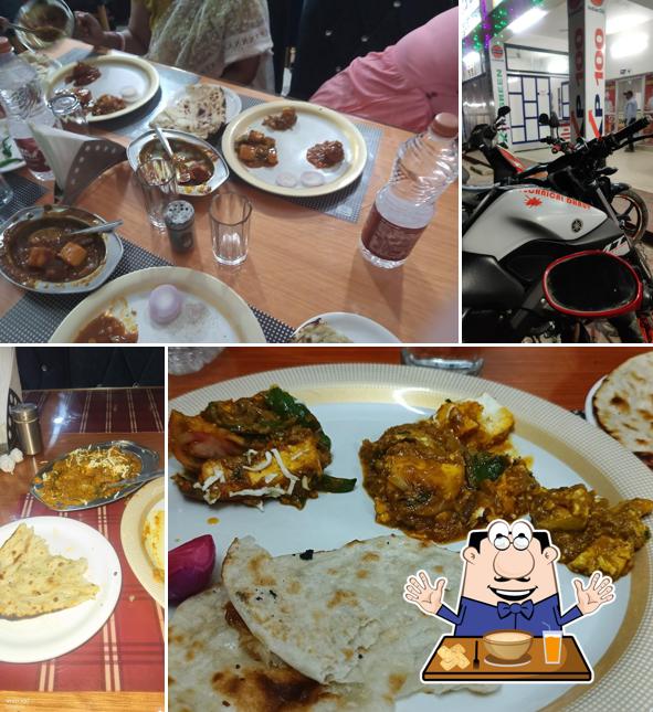 Food at Jublee Dhaba