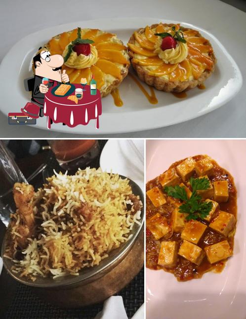 Buzzczar - Maya Hotel serves a selection of desserts