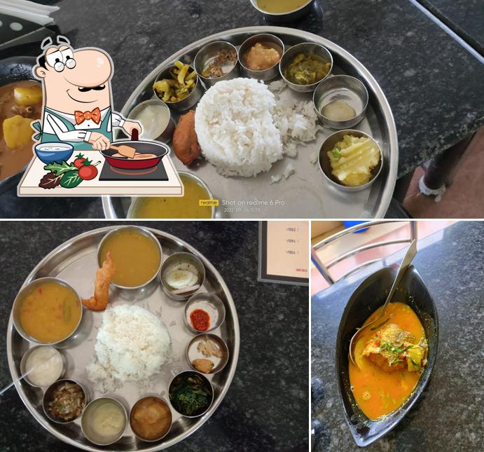 Chicken curry at Prashanti Dhaba cum Restaurant