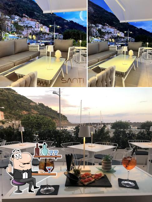 Gli interni di SANTI AL PORTO