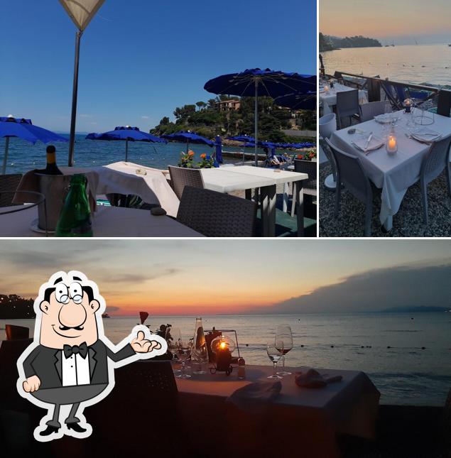 Siediti a un tavolo di Ai due pini