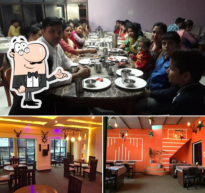 The interior of Sagar Reastaurant And Cafe