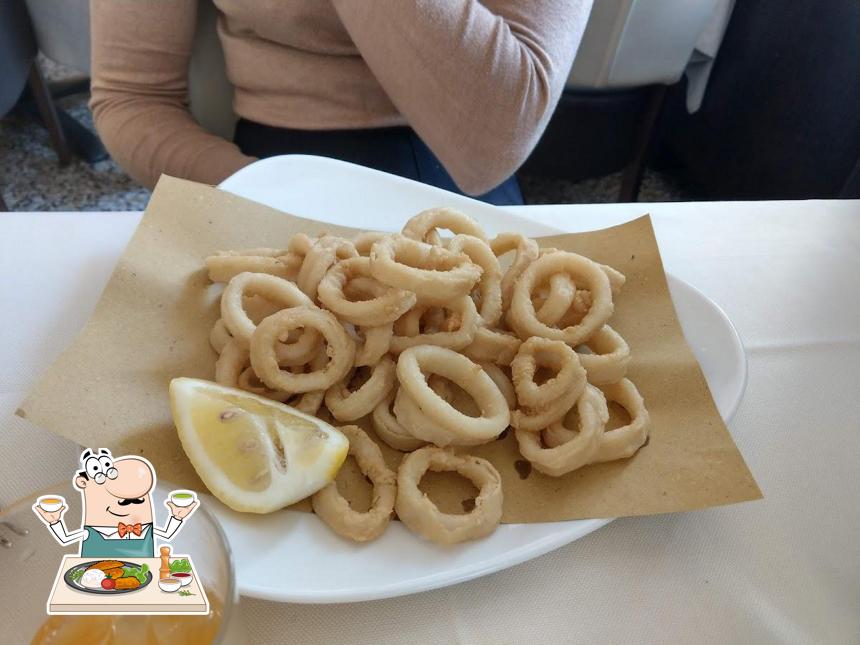 Cibo al Ristorante Villa Eire - Ristorante con pizza