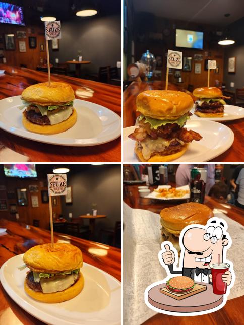 Experimente um hambúrguer no Seu Zé Beer & Co
