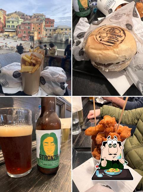 La immagine di cibo e bevanda da Lo Stramburger