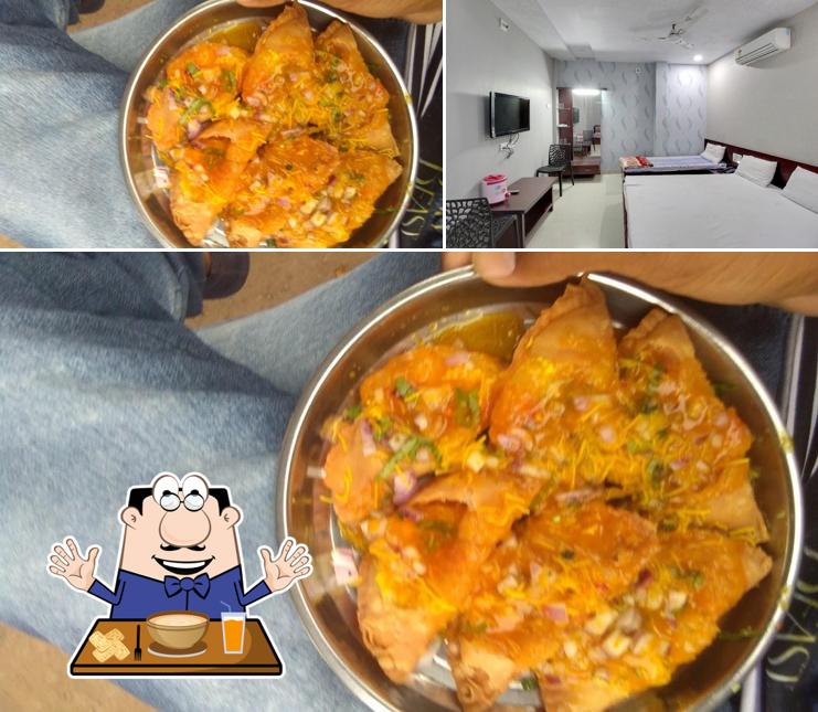 Among different things one can find food and interior at HOTEL AK