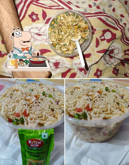 Fried rice at Raat Raja Kitchen