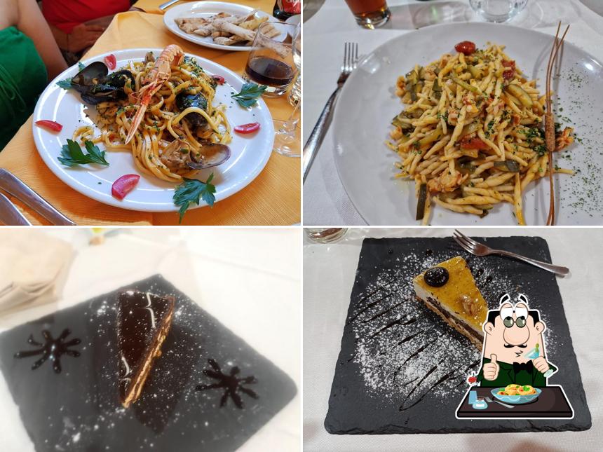 Platti al Ristorante Pizzeria Antica Marina