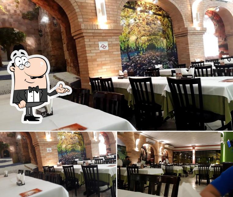 O interior do Bonelli Restaurante e Pizzaria