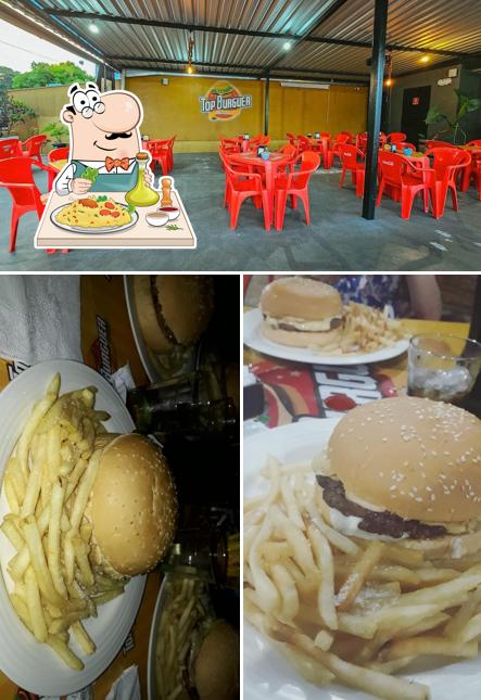 A comida e interior do restaurante
