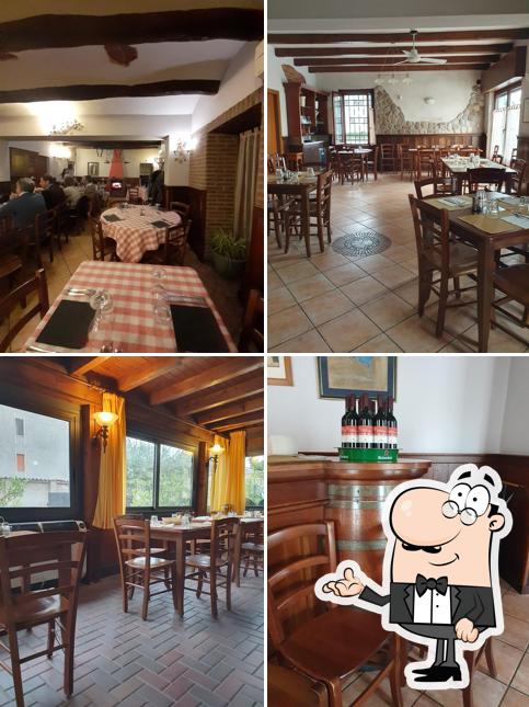 Siediti a un tavolo di Caccia Reale