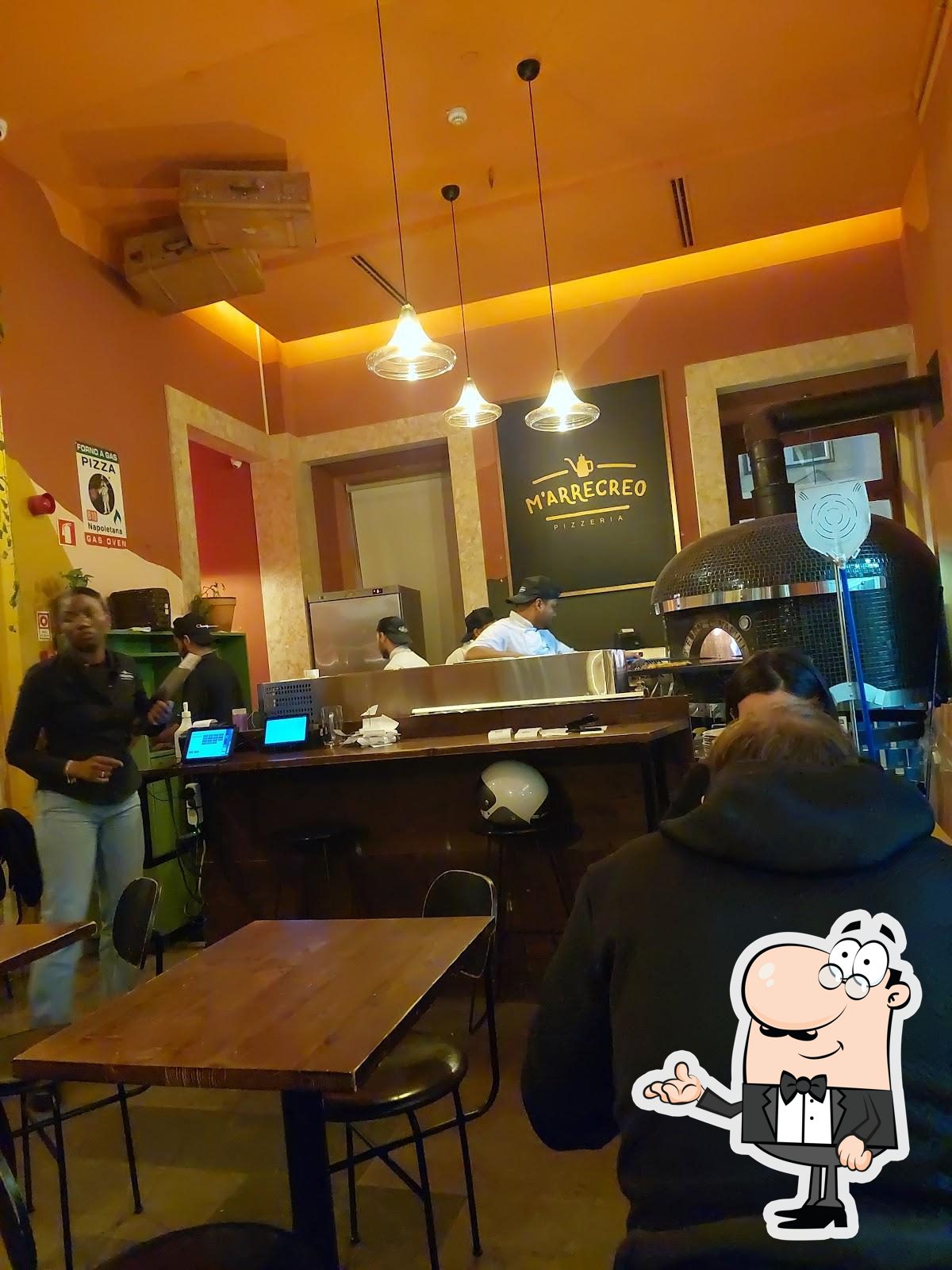 Veja imagens do interior do M’arrecreo Pizzeria.