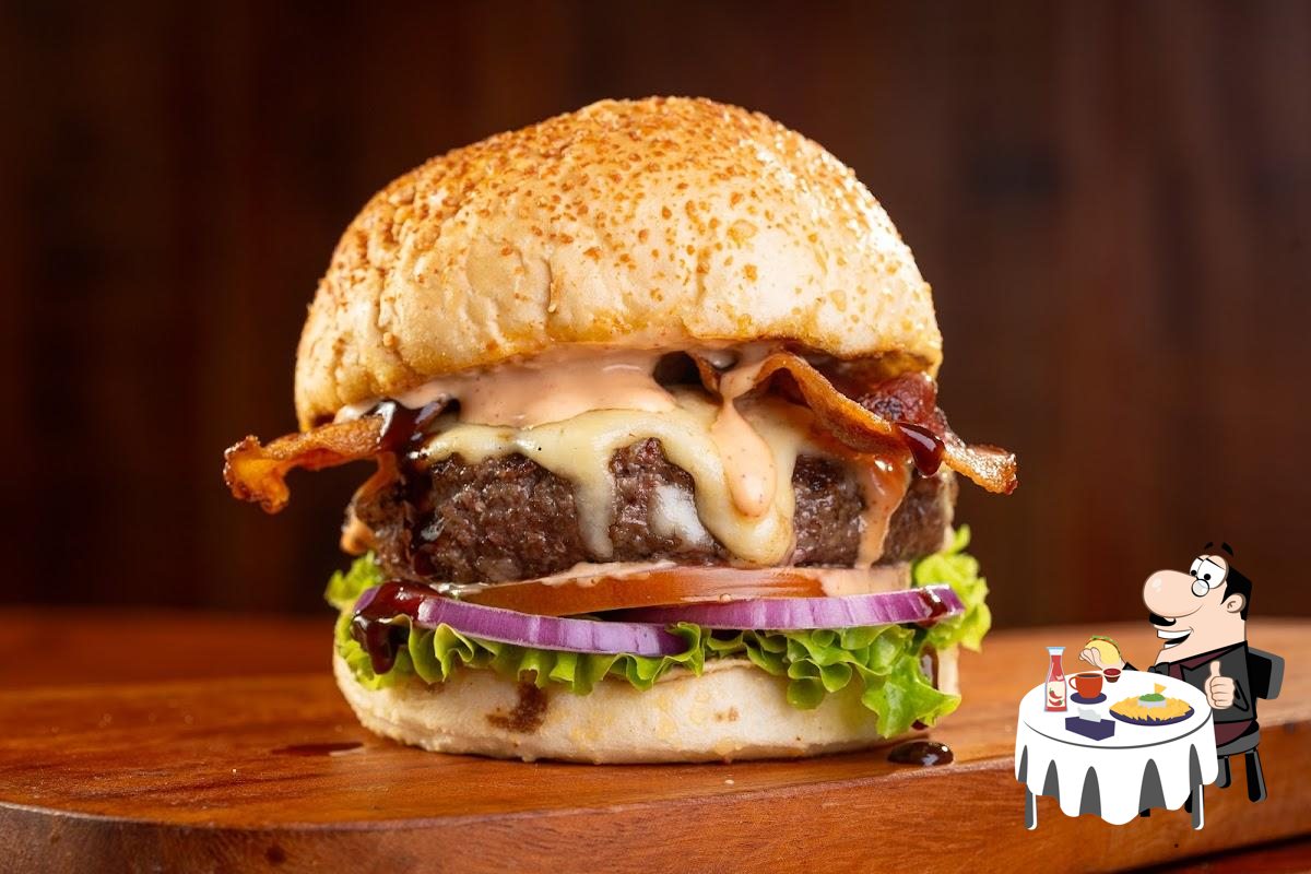 Delicie-se com um hambúrguer no Bárbaros BURGER's.