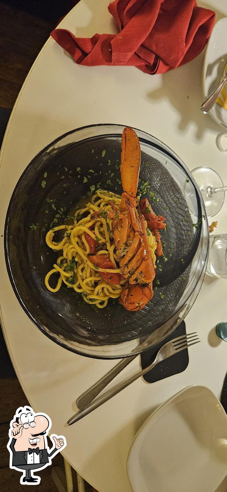 Dai un'occhiata agli interni di Ser Gian.