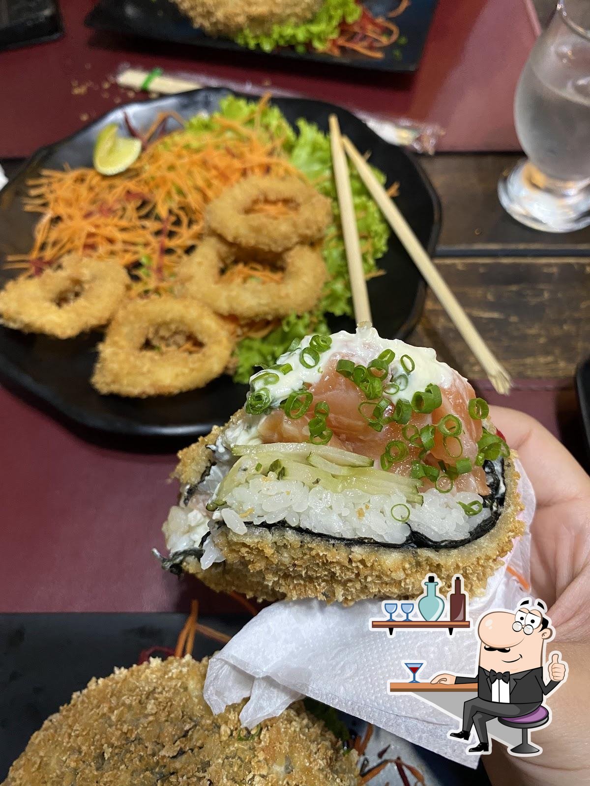 Veja imagens do interior do Matsuri Sushi Bar Parque Dez.