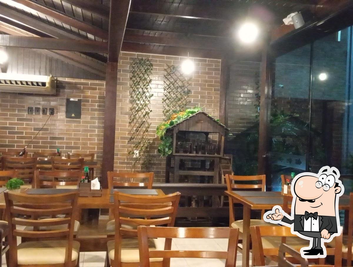 Veja imagens do interior do Deco Restaurante e Pizzaria.