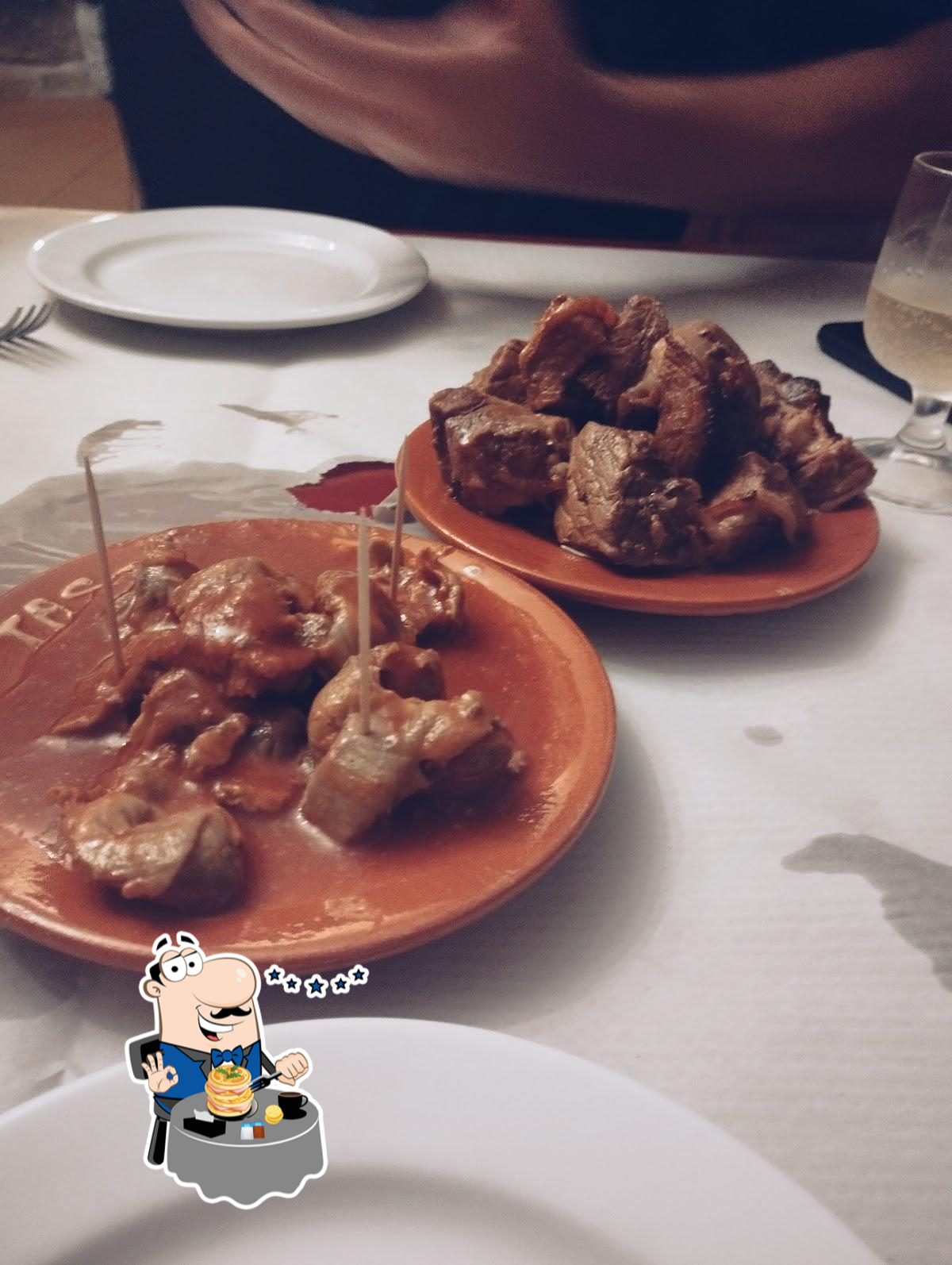 Platos en Tasca São Tomé