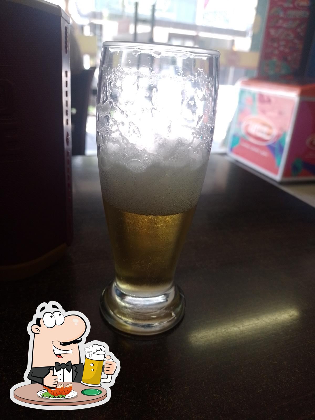 Saboreie um cerveja ao final do dia.