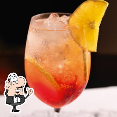 Veja imagens do interior do Pizzaria Família Duarte - Higienópolis.