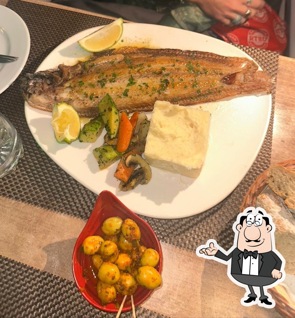 Installez-vous à l'une des tables de Restaurant Le 6 Marrakech.