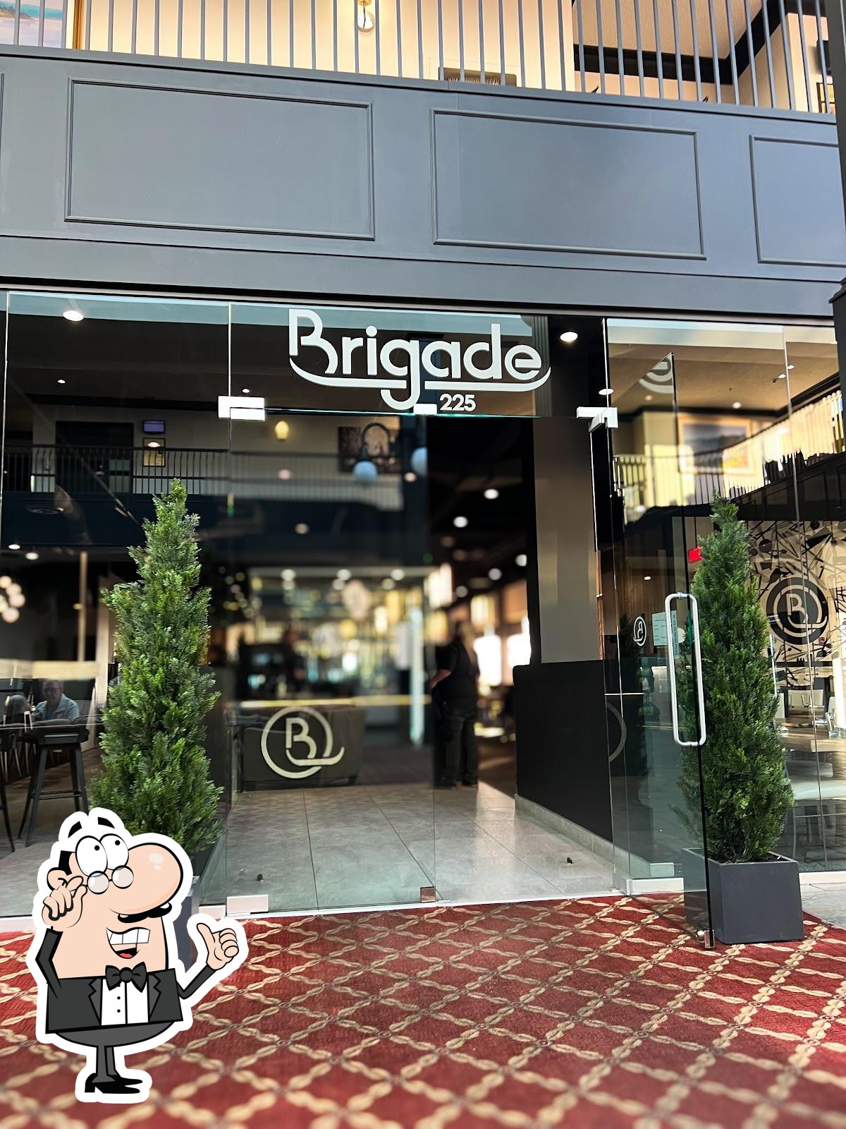 Découvrez l'intérieur de La Brigade 225.