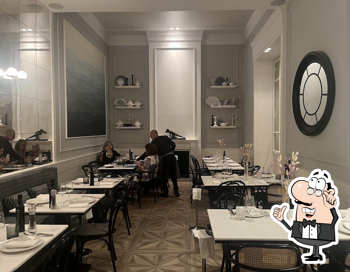 Gli interni di Ristorante La Battigia.