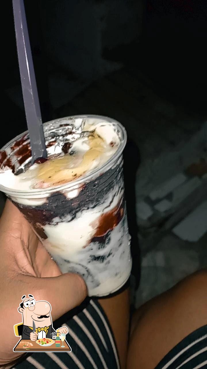 Comida em Estação Do Açaí