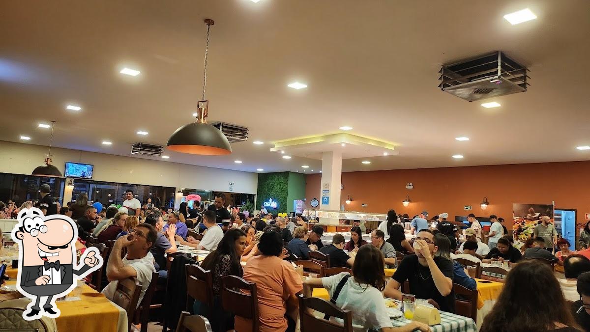 O interior do Cascata Pizzas Rodízio.