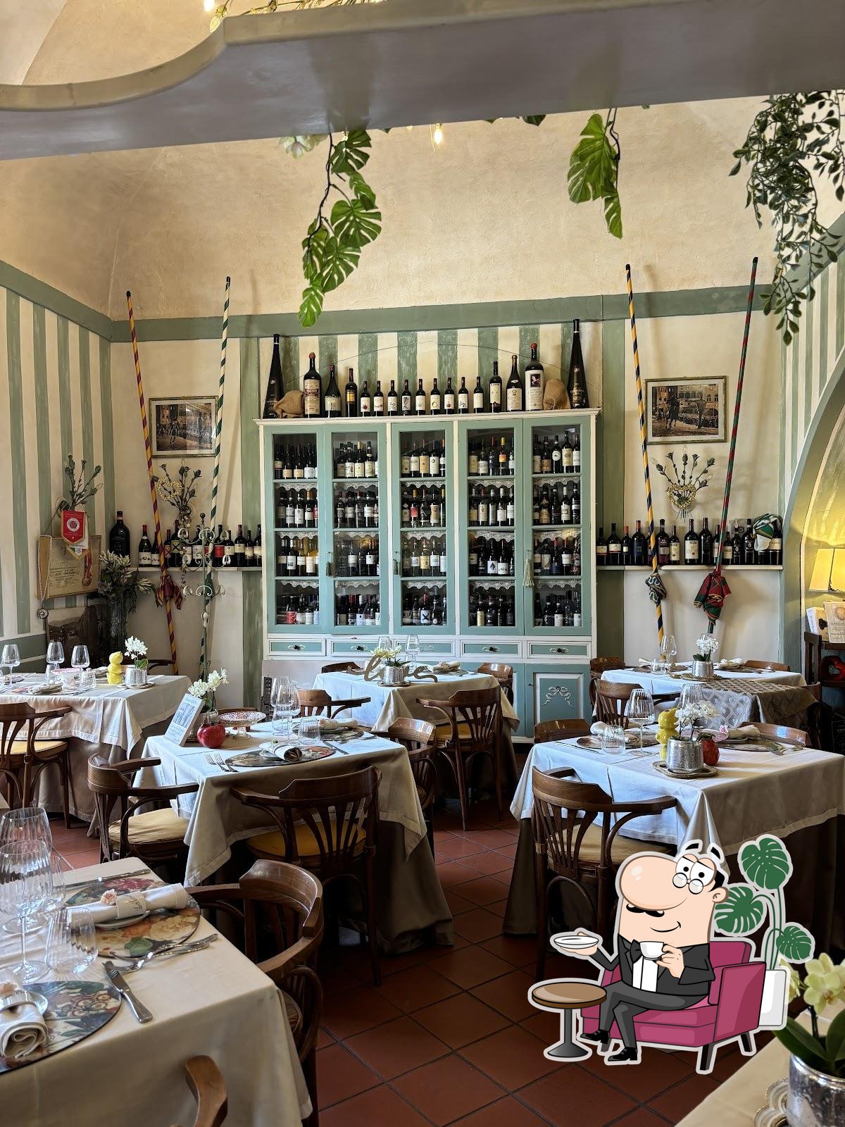 Siediti a un tavolo di Ristorante La Lancia D'Oro Arezzo.