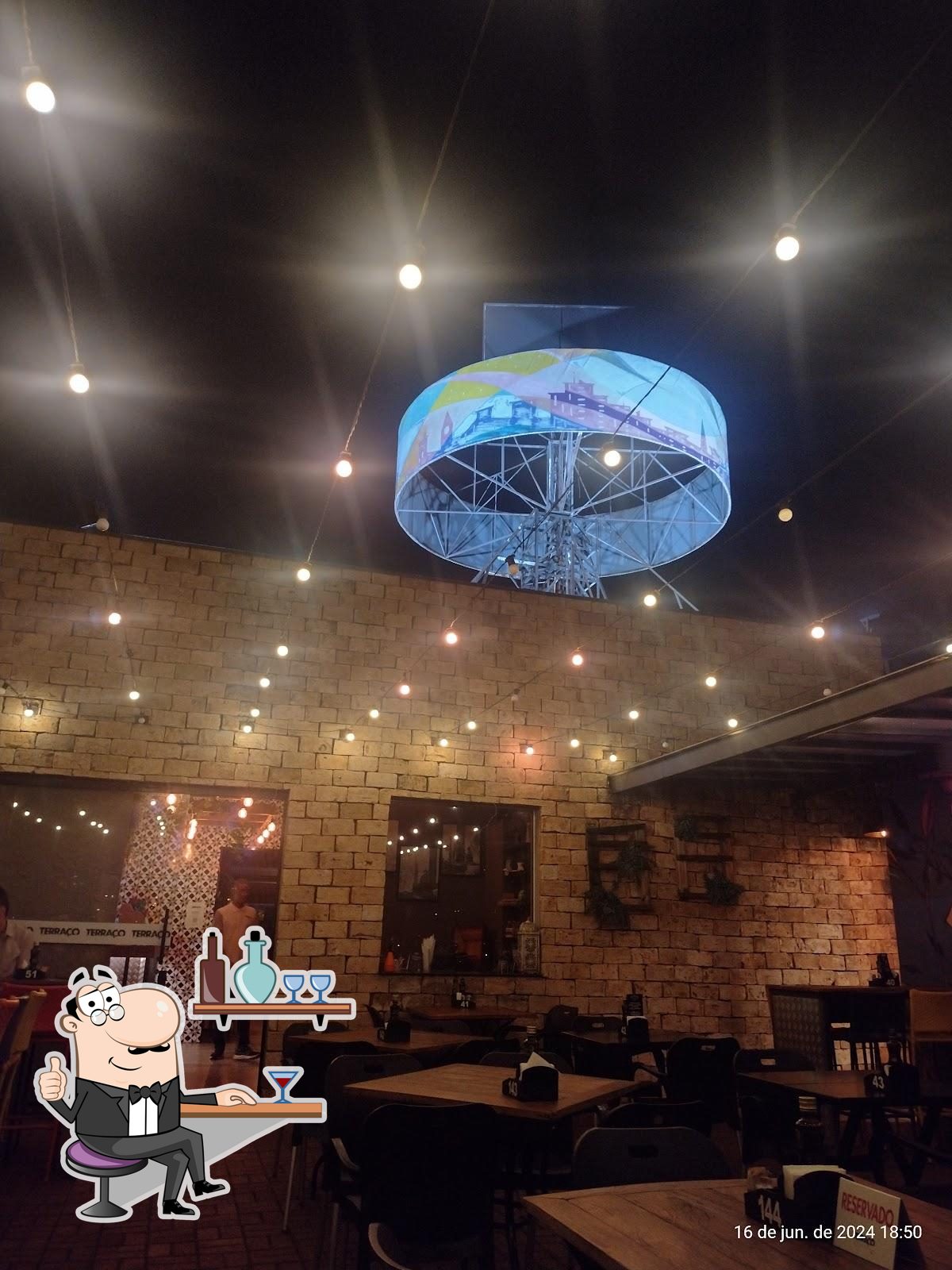 Veja imagens do interior do Terraço Pizza Bar.