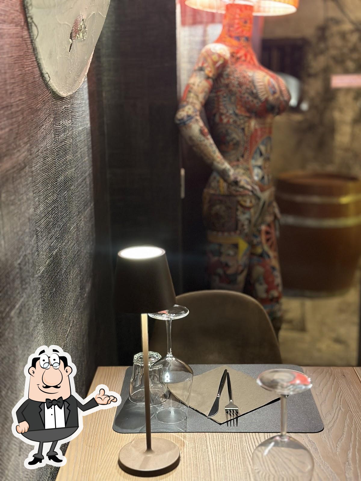Dai un'occhiata agli interni di Il Sale Art Cafe'.