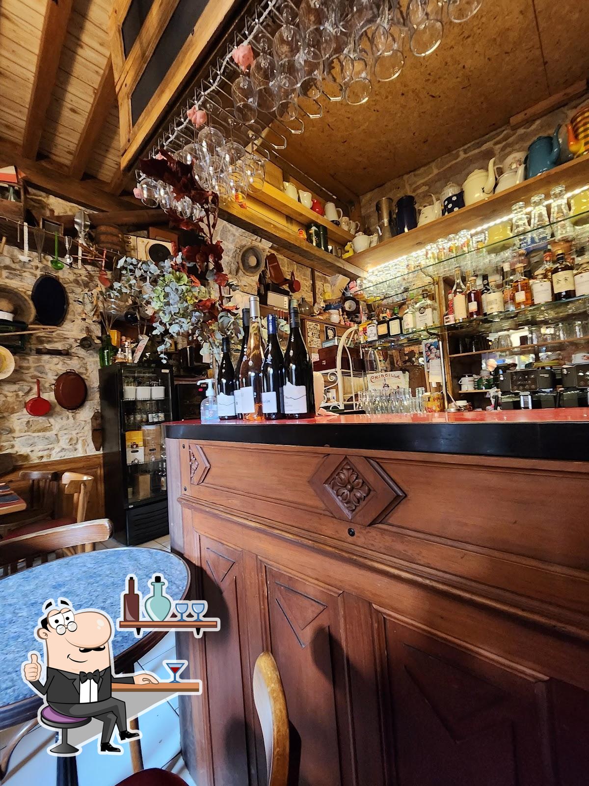 L'intérieur de Le Bouchon de l'Opéra.