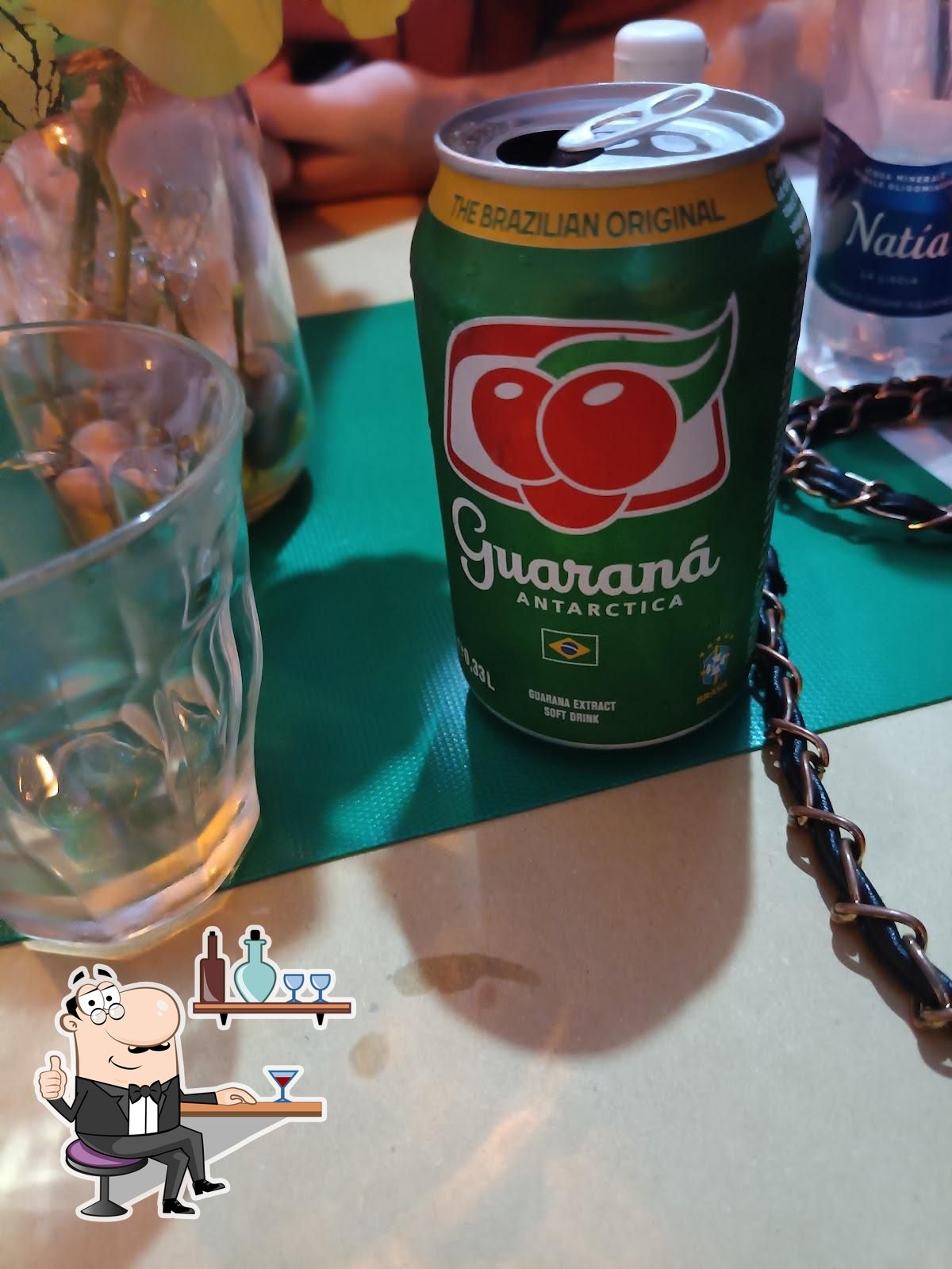 Dai un'occhiata agli interni di Bistrot Brasil.