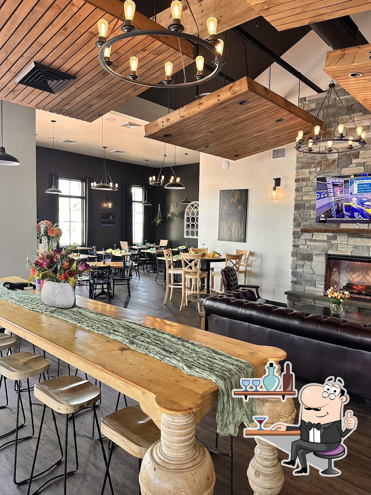 Black Lantern Tavern Photos