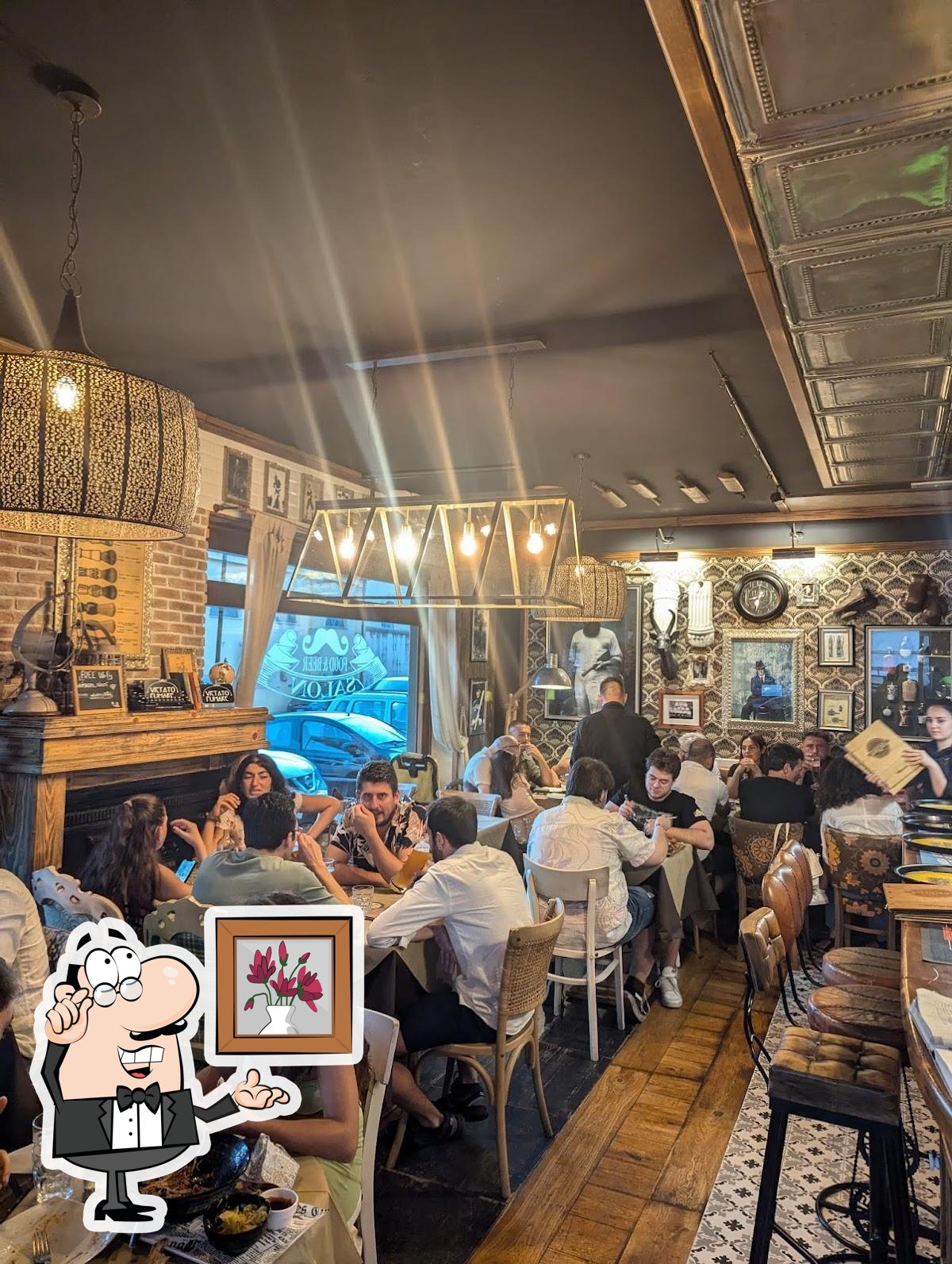 whiskers smokehouse via capitano luigi laviano caserta ce