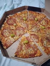 PIZZARIA E LANCHONETE LA BARRA