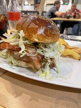 Melo’ Burger LAB