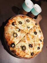 HOT PIZZA LULLA NAGAR