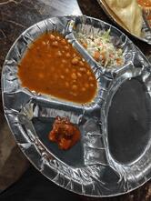 Shuddh Shakahari Chole Bature