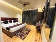 HOTEL ARCADIA AWADH AND VYANJAN RESTAURANT